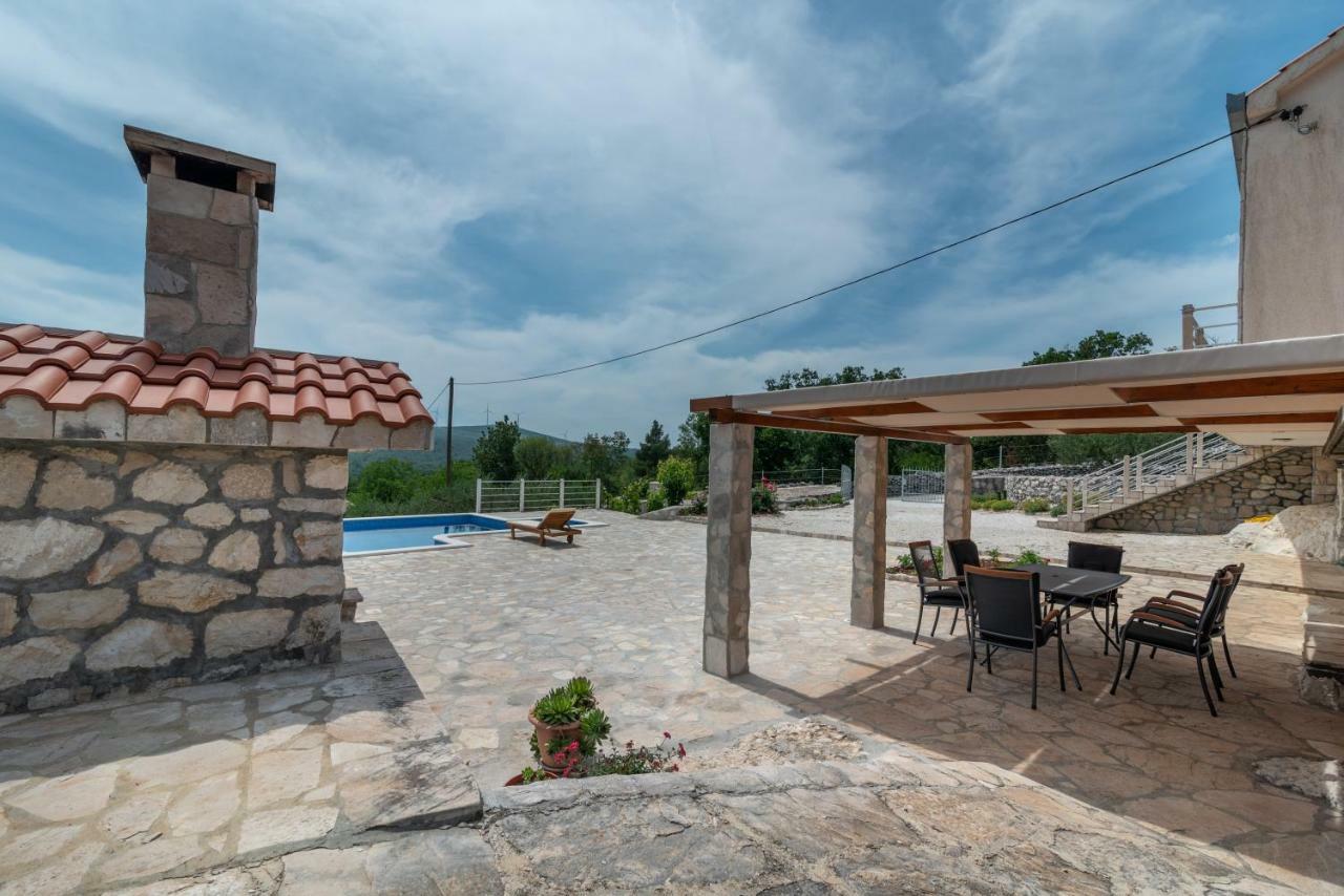 Villa Zuza Bristivica Exterior photo